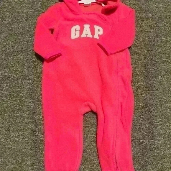 Pink Baby Gap Sleeper, Size 6-12 Months Bunny Hood - Picture 2 of 5